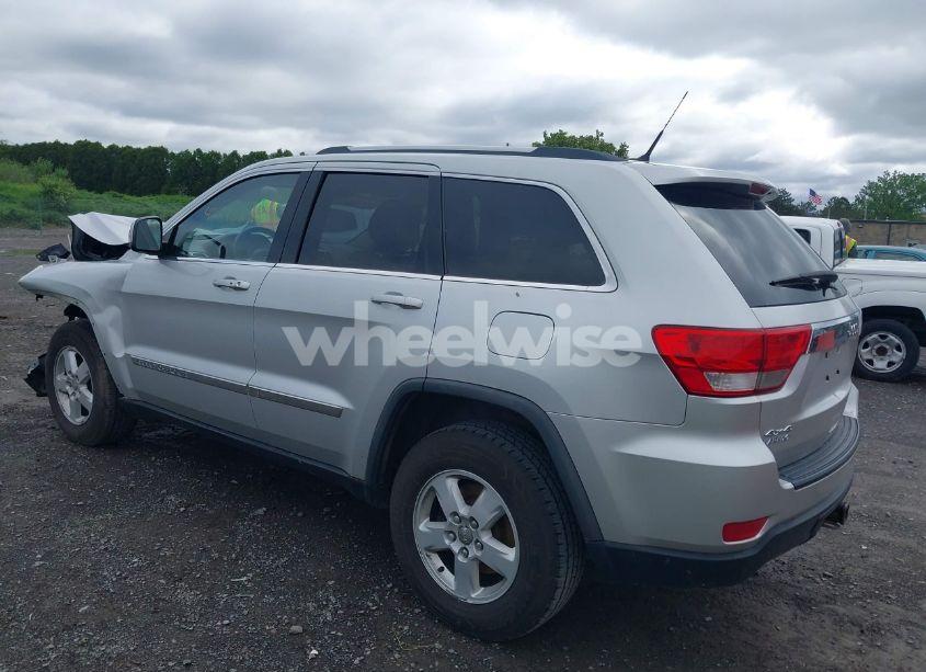 Photo 3 of 2011 Jeep Grand CHEROKEE LAREDO (VIN 1J4RR4GG5BC510489)