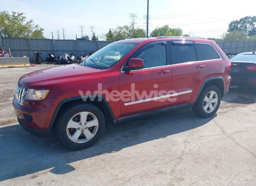 Photo 2 of 2011 Jeep Grand CHEROKEE LAREDO (VIN 1J4RR4GG5BC602119)