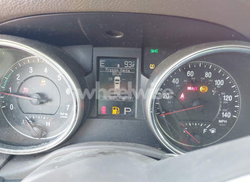 Photo 7 of 2011 Jeep Grand CHEROKEE LAREDO (VIN 1J4RR4GG5BC602119)