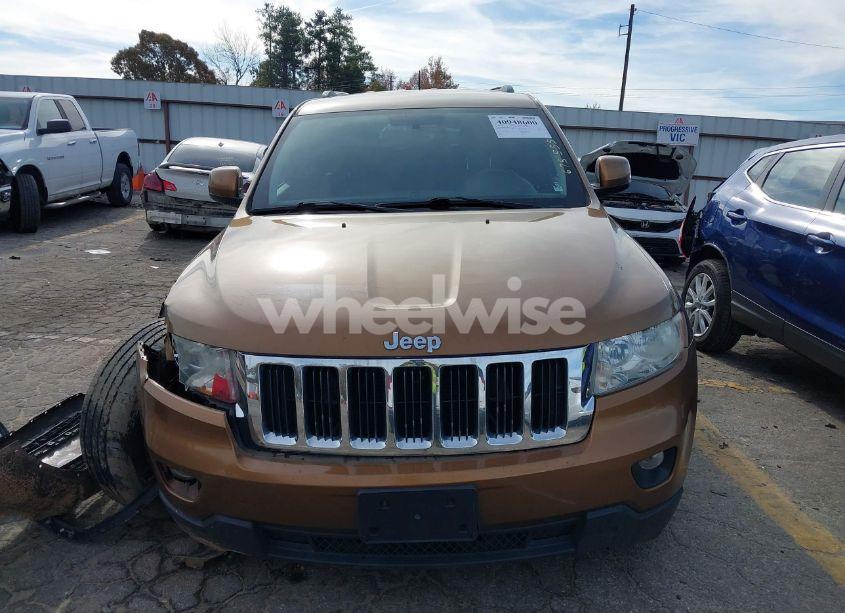Photo 12 of 2011 Jeep Grand CHEROKEE LAREDO (VIN 1J4RR4GG5BC675555)