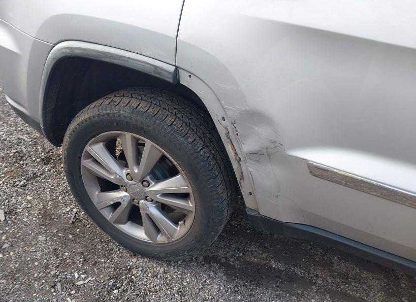 Photo 6 of 2011 Jeep Grand CHEROKEE LAREDO (VIN 1J4RR4GG5BC678164)