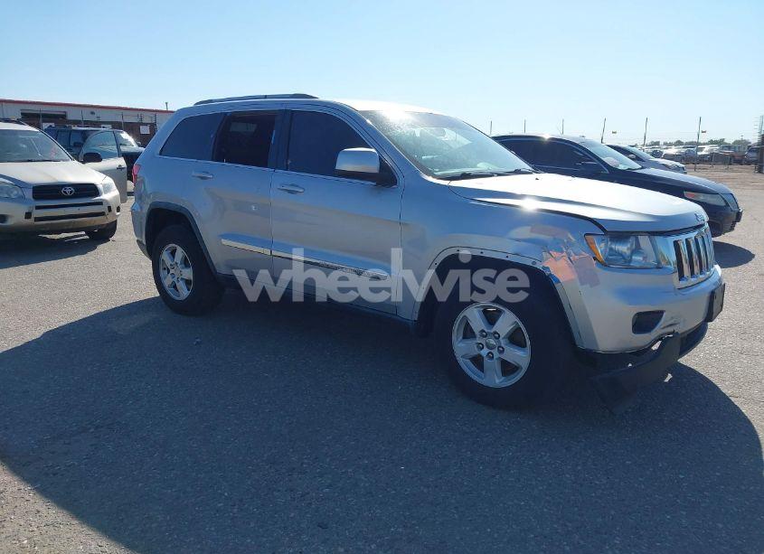 2011 Jeep Grand CHEROKEE LAREDO (VIN 1J4RR4GG5BC690153) main photo