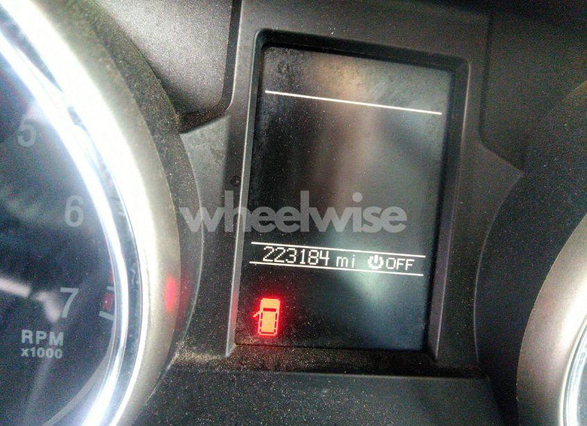 Photo 15 of 2011 Jeep Grand CHEROKEE LAREDO (VIN 1J4RR4GG5BC724396)