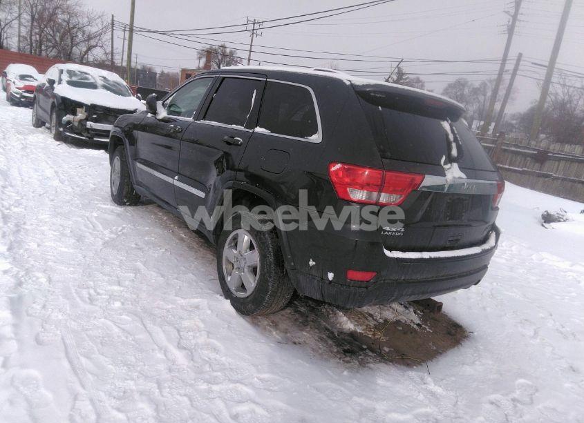 Photo 3 of 2011 Jeep Grand CHEROKEE LAREDO (VIN 1J4RR4GG5BC724396)
