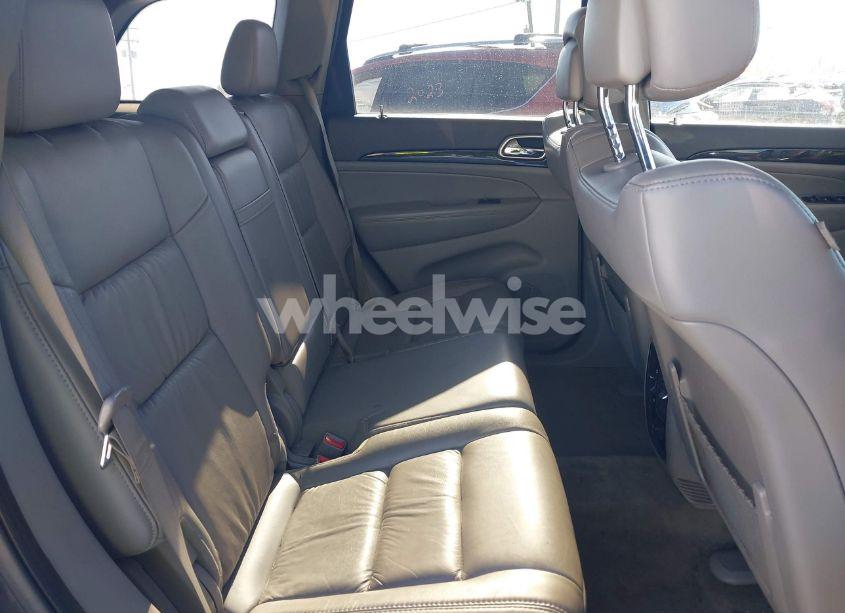 Photo 8 of 2011 Jeep Grand CHEROKEE LAREDO (VIN 1J4RR4GG5BC738539)