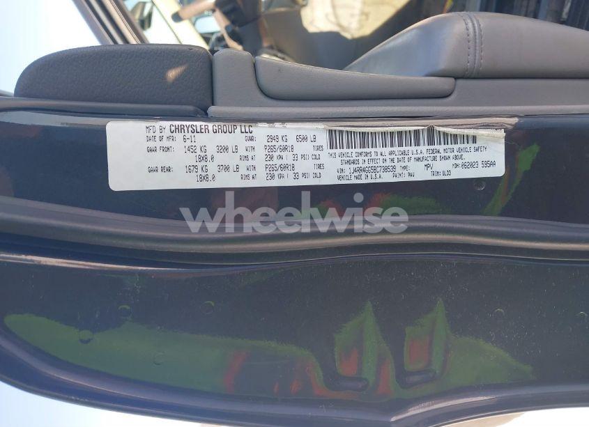 Photo 9 of 2011 Jeep Grand CHEROKEE LAREDO (VIN 1J4RR4GG5BC738539)