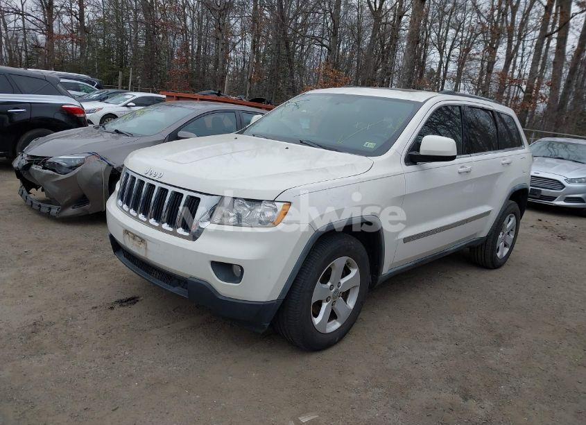 Photo 2 of 2011 Jeep Grand CHEROKEE LAREDO (VIN 1J4RR4GG6BC512431)