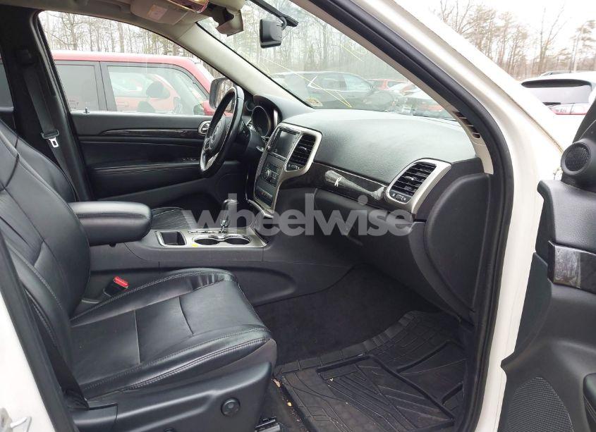 Photo 5 of 2011 Jeep Grand CHEROKEE LAREDO (VIN 1J4RR4GG6BC512431)