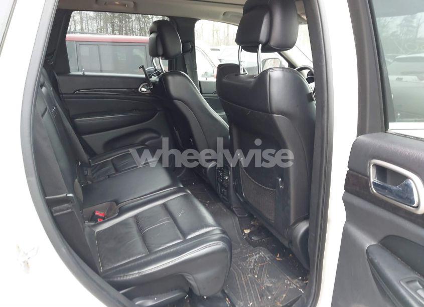 Photo 8 of 2011 Jeep Grand CHEROKEE LAREDO (VIN 1J4RR4GG6BC512431)