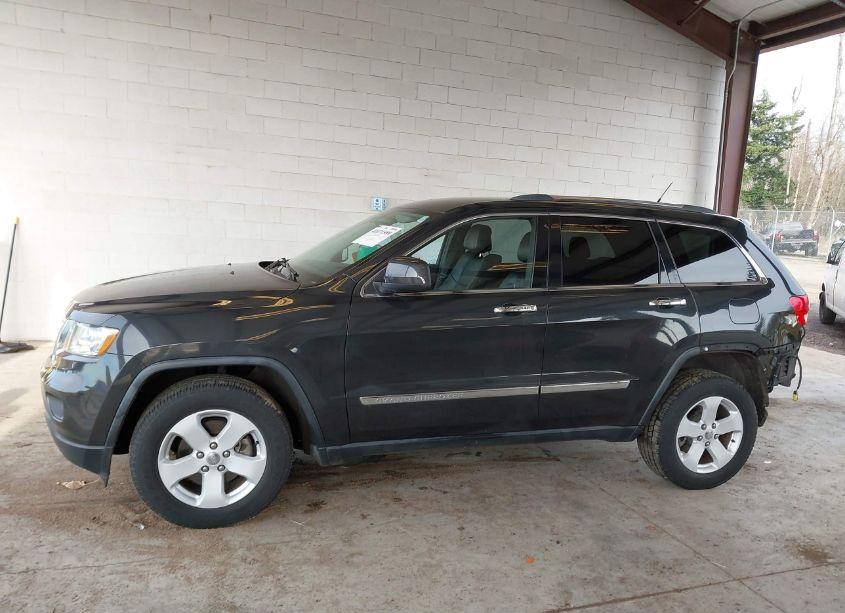 Photo 15 of 2011 Jeep Grand CHEROKEE LAREDO (VIN 1J4RR4GG6BC526829)