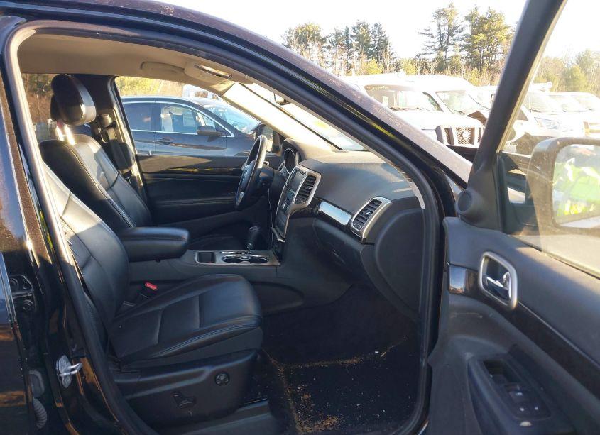 Photo 5 of 2011 Jeep Grand CHEROKEE LAREDO (VIN 1J4RR4GG6BC527088)