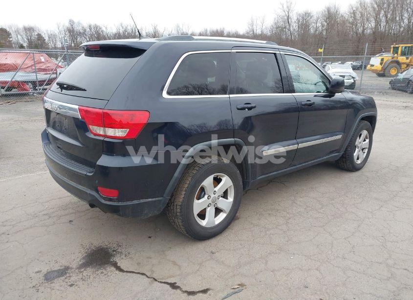 Photo 4 of 2011 Jeep Grand CHEROKEE LAREDO (VIN 1J4RR4GG6BC542769)