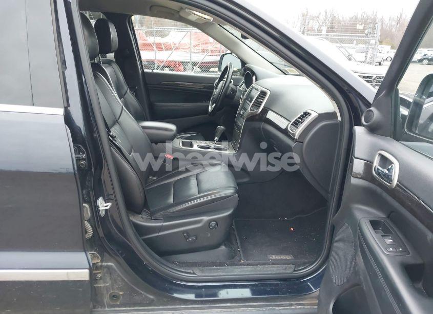 Photo 5 of 2011 Jeep Grand CHEROKEE LAREDO (VIN 1J4RR4GG6BC542769)