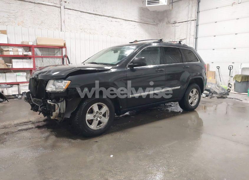 Photo 2 of 2011 Jeep Grand CHEROKEE LAREDO (VIN 1J4RR4GG6BC550791)