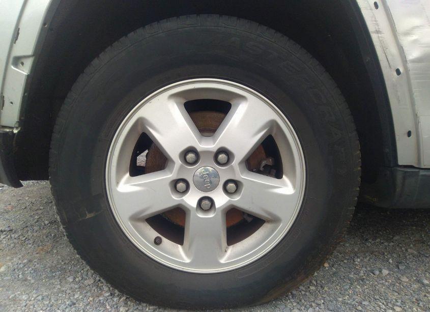 Photo 12 of 2011 Jeep Grand CHEROKEE LAREDO (VIN 1J4RR4GG6BC552640)