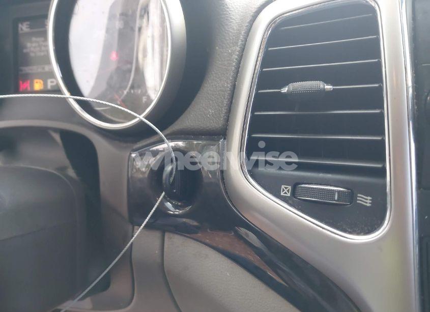 Photo 11 of 2011 Jeep Grand CHEROKEE LAREDO (VIN 1J4RR4GG6BC617535)