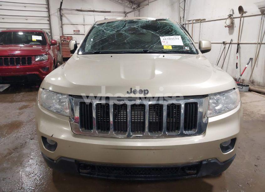 Photo 12 of 2011 Jeep Grand CHEROKEE LAREDO (VIN 1J4RR4GG6BC640975)