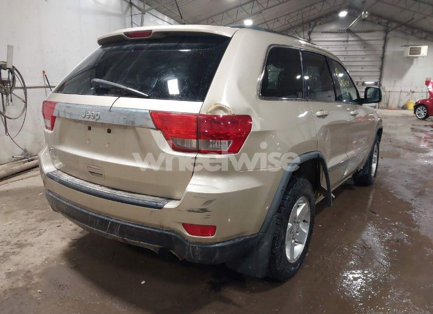Photo 4 of 2011 Jeep Grand CHEROKEE LAREDO (VIN 1J4RR4GG6BC640975)