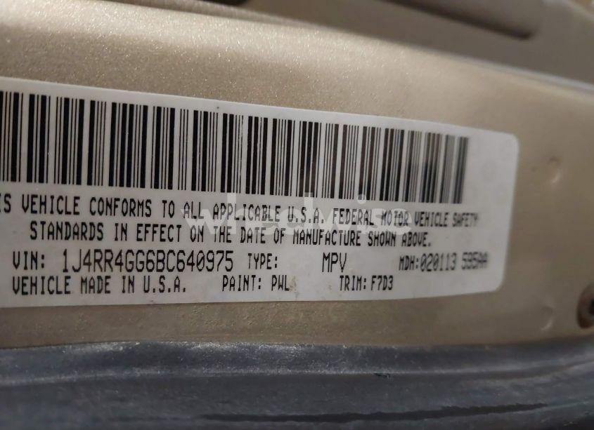 Photo 9 of 2011 Jeep Grand CHEROKEE LAREDO (VIN 1J4RR4GG6BC640975)