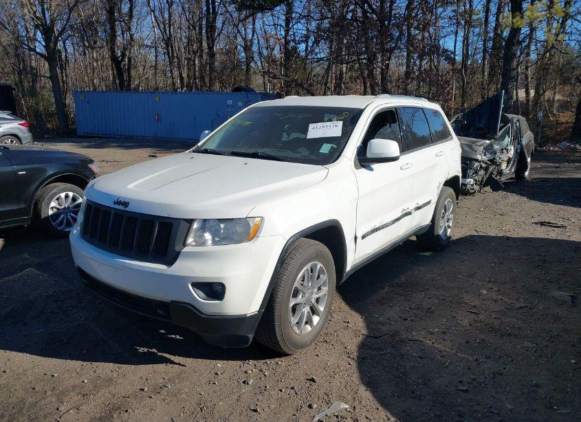 Photo 2 of 2011 Jeep Grand CHEROKEE LAREDO (VIN 1J4RR4GG6BC678383)