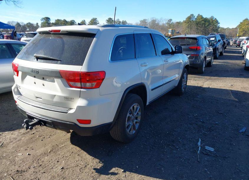 Photo 4 of 2011 Jeep Grand CHEROKEE LAREDO (VIN 1J4RR4GG6BC678383)