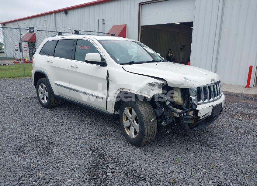 2011 Jeep Grand CHEROKEE LAREDO (VIN 1J4RR4GG6BC680943) main photo