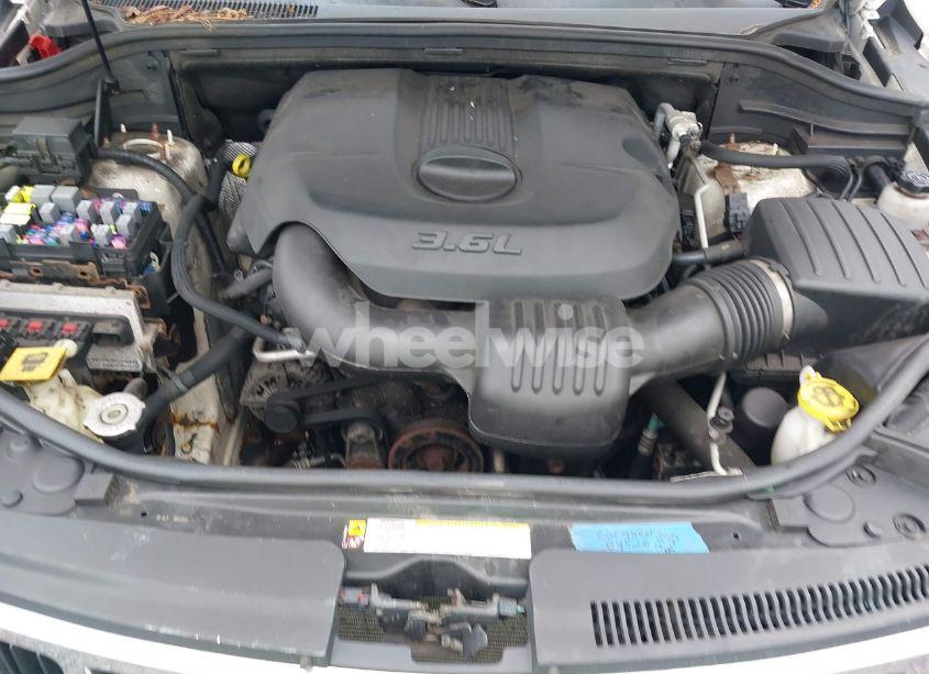 Photo 10 of 2011 Jeep Grand CHEROKEE LAREDO (VIN 1J4RR4GG6BC680943)