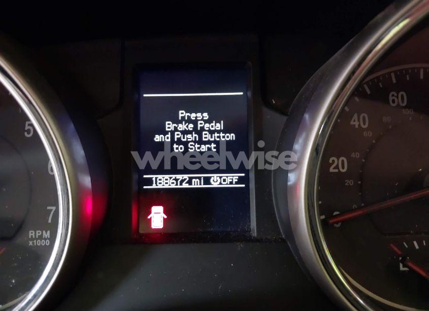 Photo 7 of 2011 Jeep Grand CHEROKEE LAREDO (VIN 1J4RR4GG6BC680943)