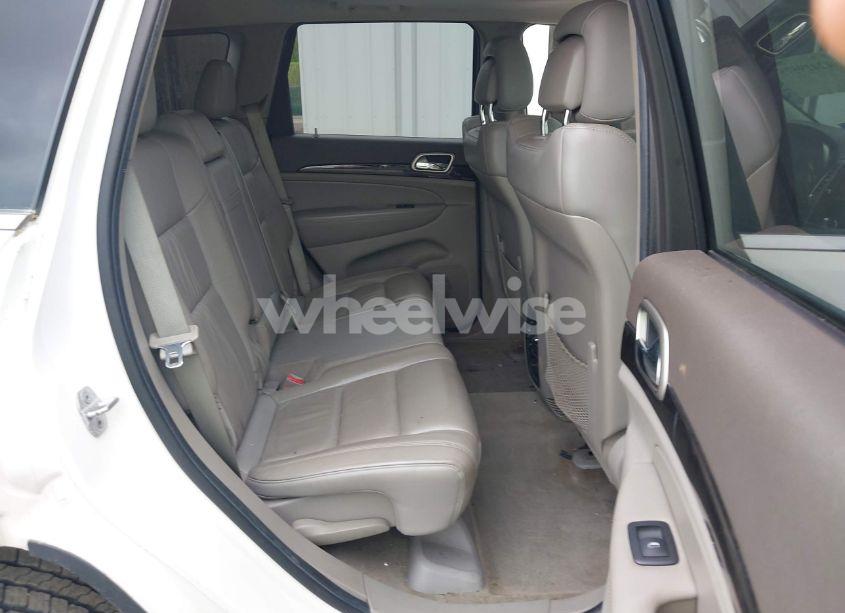 Photo 8 of 2011 Jeep Grand CHEROKEE LAREDO (VIN 1J4RR4GG6BC680943)