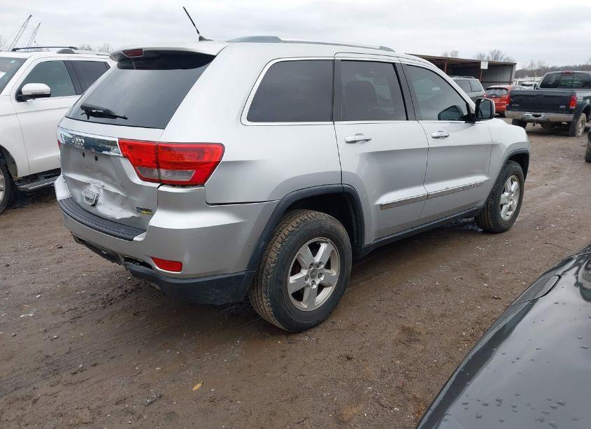 Photo 4 of 2011 Jeep Grand CHEROKEE LAREDO (VIN 1J4RR4GG6BC734726)