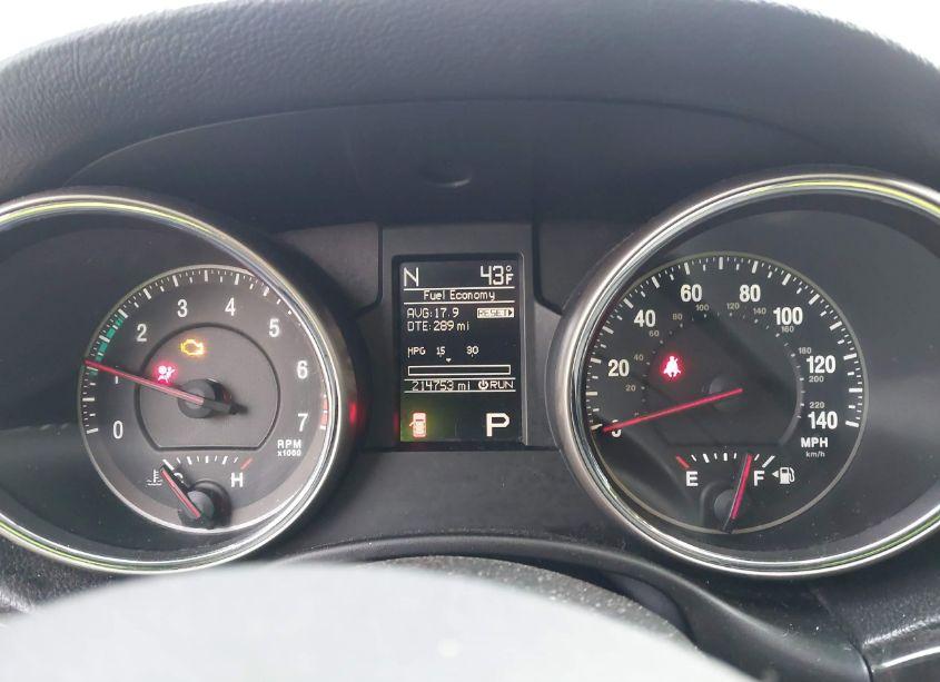 Photo 7 of 2011 Jeep Grand CHEROKEE LAREDO (VIN 1J4RR4GG6BC734726)