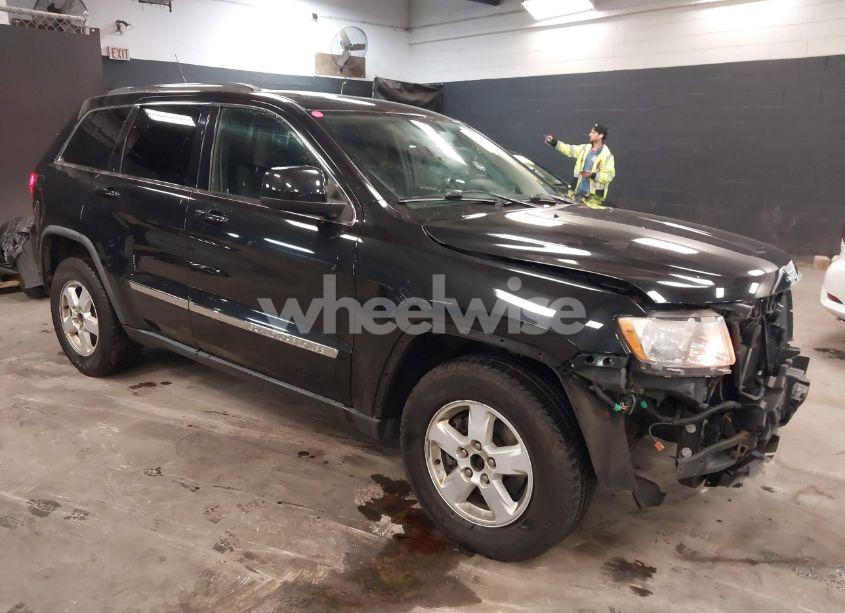 2011 Jeep Grand CHEROKEE LAREDO (VIN 1J4RR4GG7BC514995) main photo