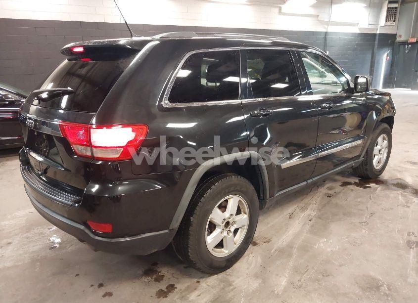 Photo 4 of 2011 Jeep Grand CHEROKEE LAREDO (VIN 1J4RR4GG7BC514995)