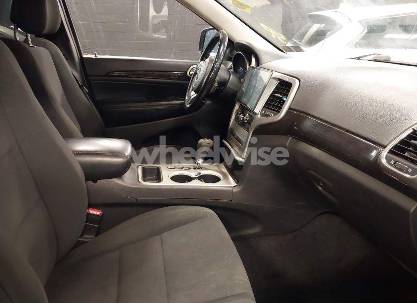 Photo 5 of 2011 Jeep Grand CHEROKEE LAREDO (VIN 1J4RR4GG7BC514995)