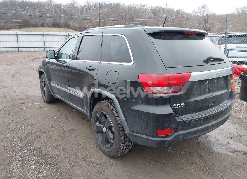 Photo 3 of 2011 Jeep Grand CHEROKEE LAREDO (VIN 1J4RR4GG7BC527522)