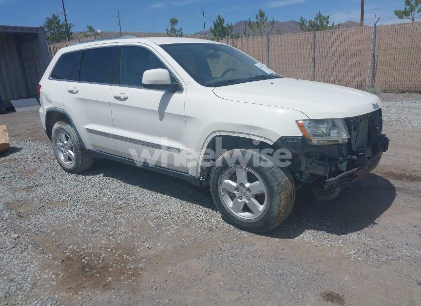 2011 Jeep Grand CHEROKEE LAREDO (VIN 1J4RR4GG7BC555983) main photo