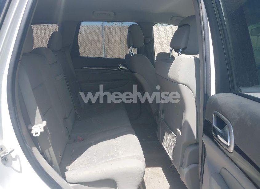 Photo 8 of 2011 Jeep Grand CHEROKEE LAREDO (VIN 1J4RR4GG7BC555983)