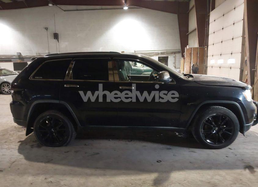 Photo 13 of 2011 Jeep Grand CHEROKEE LAREDO (VIN 1J4RR4GG7BC576221)
