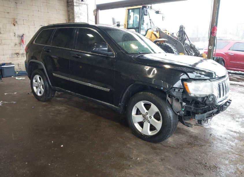 2011 Jeep Grand CHEROKEE LAREDO (VIN 1J4RR4GG7BC587915) main photo