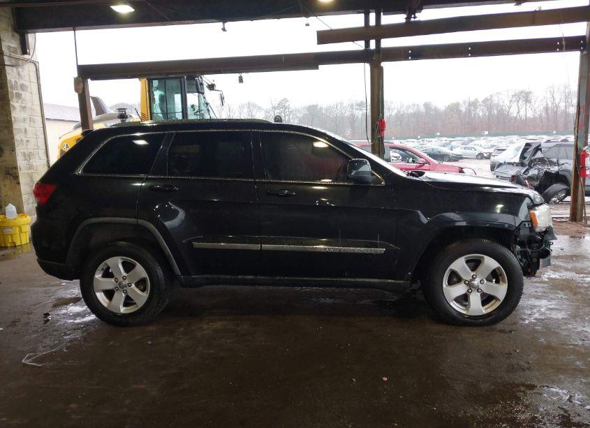 Photo 14 of 2011 Jeep Grand CHEROKEE LAREDO (VIN 1J4RR4GG7BC587915)