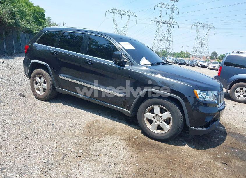 2011 Jeep Grand CHEROKEE LAREDO (VIN 1J4RR4GG7BC596730) main photo
