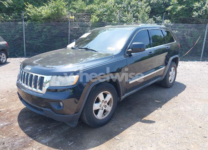 Photo 2 of 2011 Jeep Grand CHEROKEE LAREDO (VIN 1J4RR4GG7BC596730)