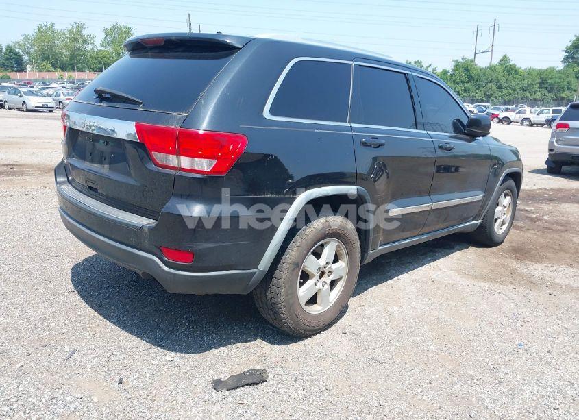 Photo 4 of 2011 Jeep Grand CHEROKEE LAREDO (VIN 1J4RR4GG7BC596730)