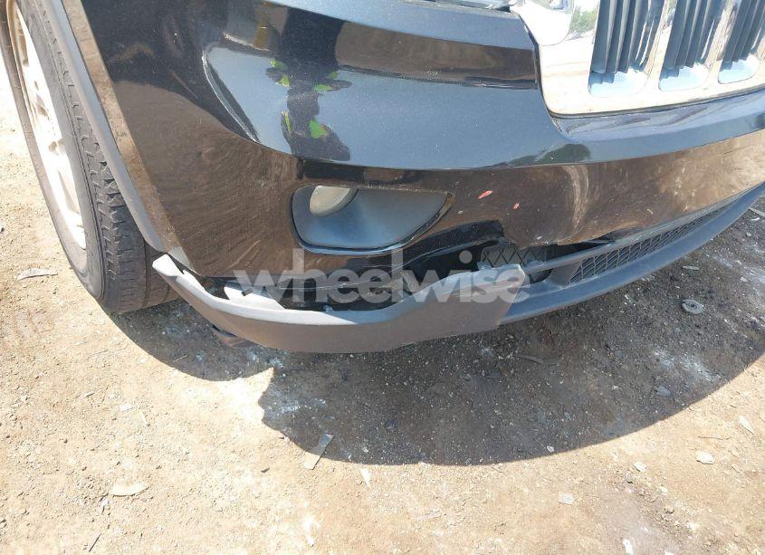 Photo 6 of 2011 Jeep Grand CHEROKEE LAREDO (VIN 1J4RR4GG7BC596730)