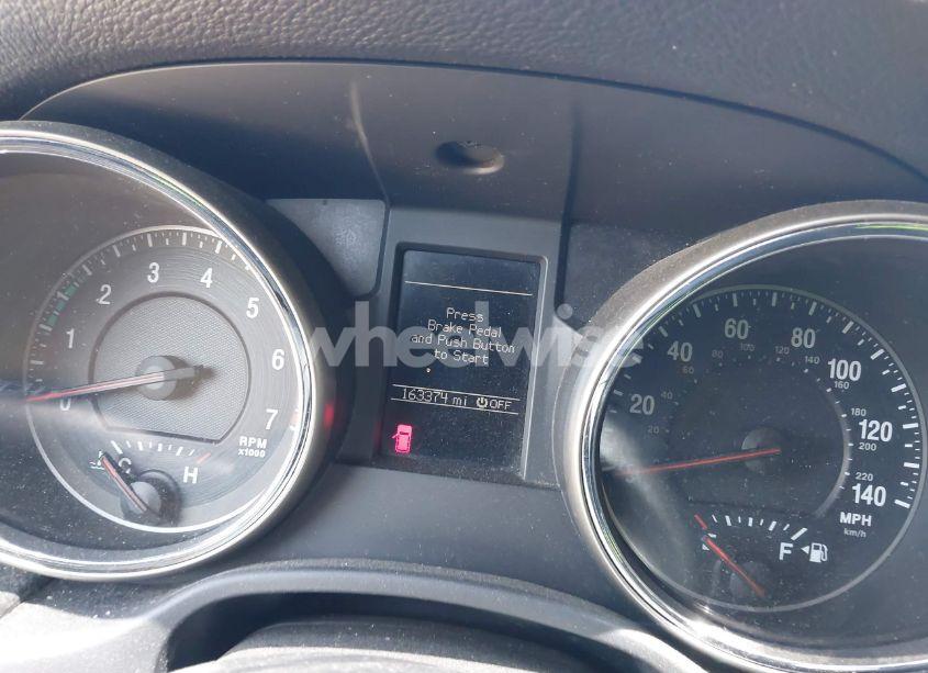 Photo 7 of 2011 Jeep Grand CHEROKEE LAREDO (VIN 1J4RR4GG7BC596730)