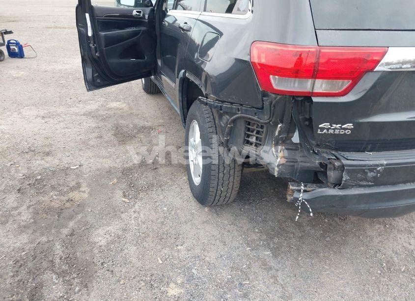 Photo 6 of 2011 Jeep Grand CHEROKEE LAREDO (VIN 1J4RR4GG7BC670079)