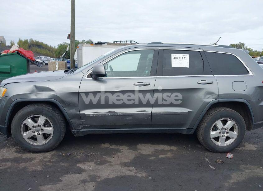 Photo 14 of 2011 Jeep Grand CHEROKEE LAREDO (VIN 1J4RR4GG7BC671054)