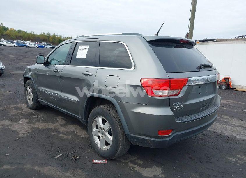 Photo 3 of 2011 Jeep Grand CHEROKEE LAREDO (VIN 1J4RR4GG7BC671054)