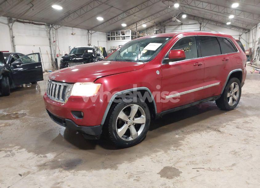 Photo 2 of 2011 Jeep Grand CHEROKEE LAREDO (VIN 1J4RR4GG7BC678621)