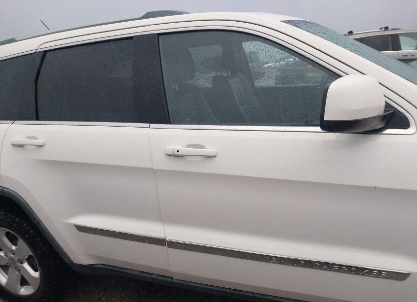 Photo 13 of 2011 Jeep Grand CHEROKEE LAREDO (VIN 1J4RR4GG7BC701007)